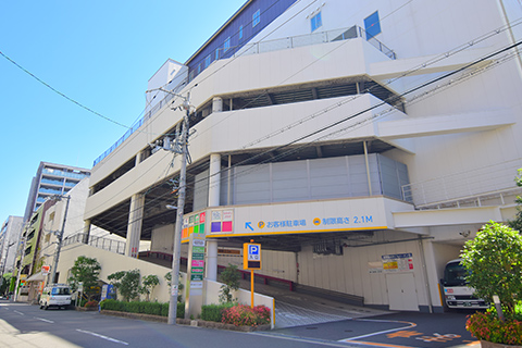 停车场